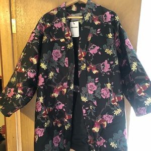 Floral kimono style jacket.